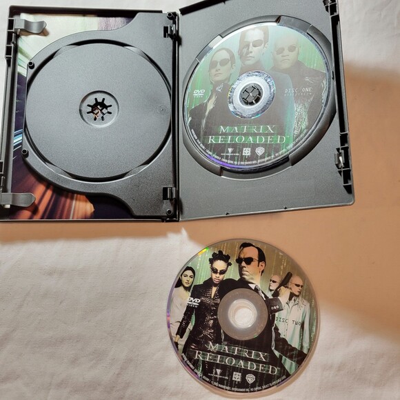 Matrix Reloaded DVD - Picture 3 of 4